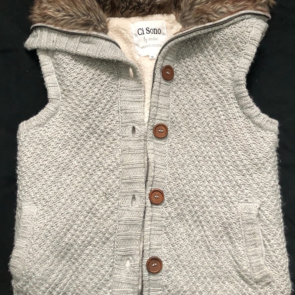 Cavalini Knit Vest with Faux Fur Collar